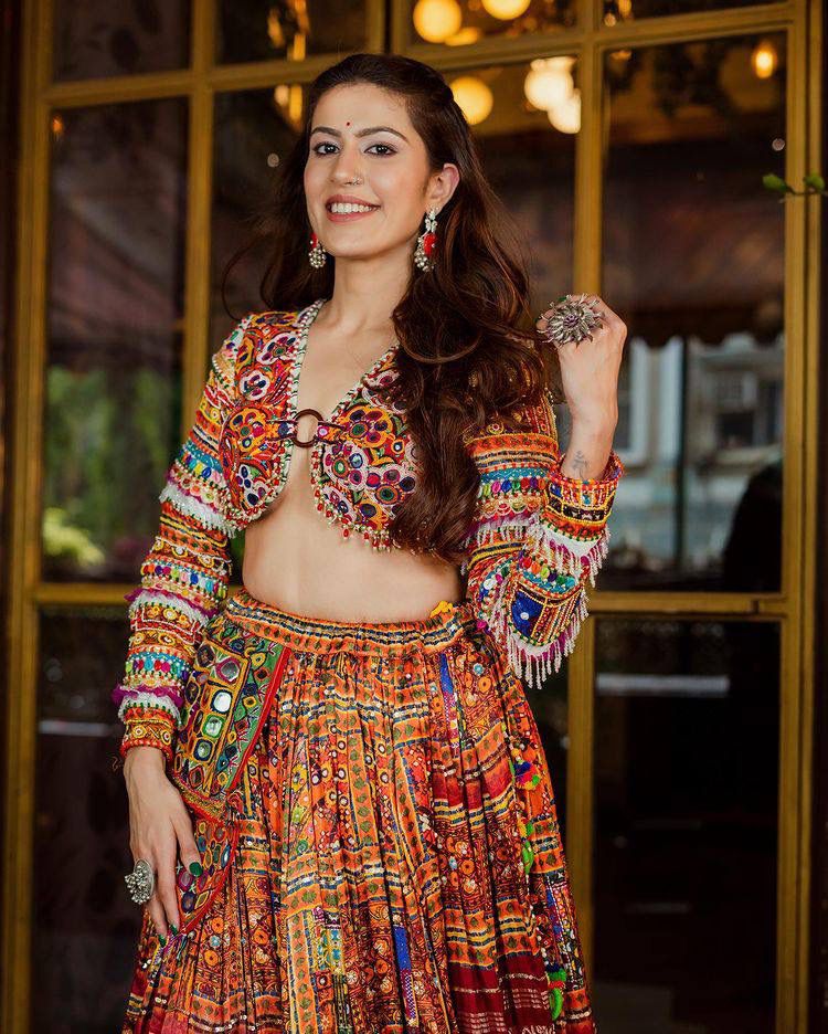 Ghoomar Glamour Navratri Lehenga Choli