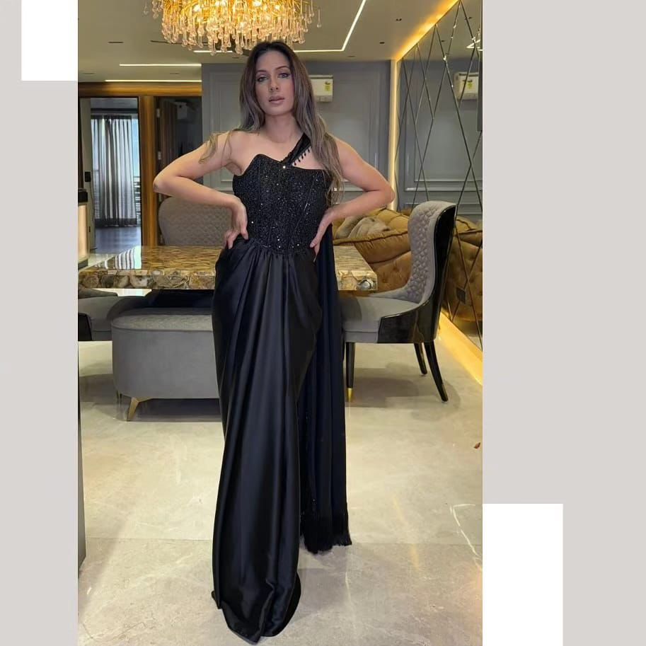 Raat Shaandaar Black Saree Gown