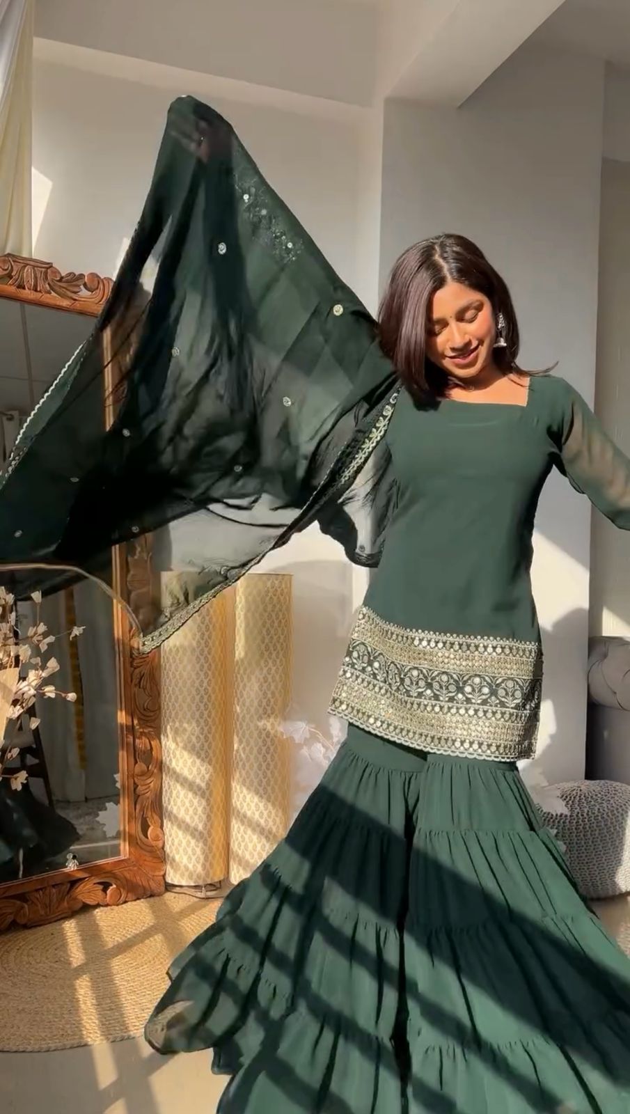 Mirzae-Ruhani Sharara Set